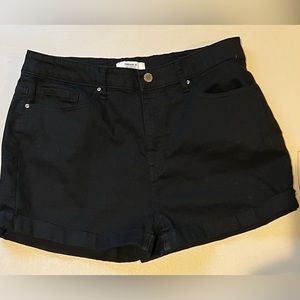 Forever 21‎ Black Jean Shorts Small Cuff Size 31